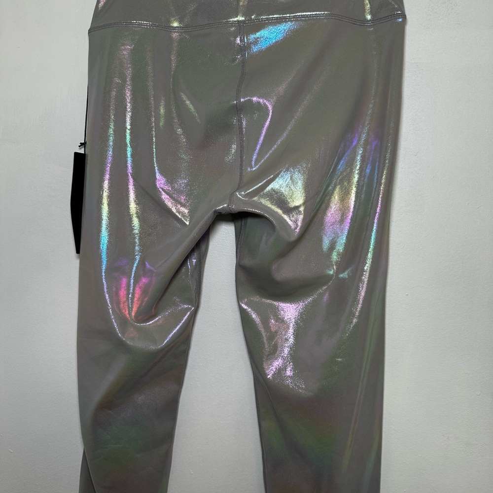 NWT Wear it to Heart Camila Cropped Legging Limestone Size Large Retail $94